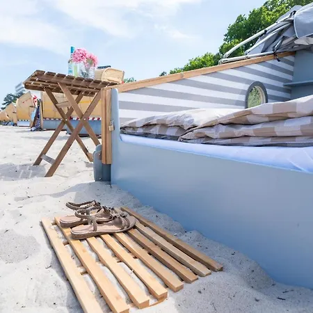 Luksustelt Schlafstrandkorb Nr. 4 *